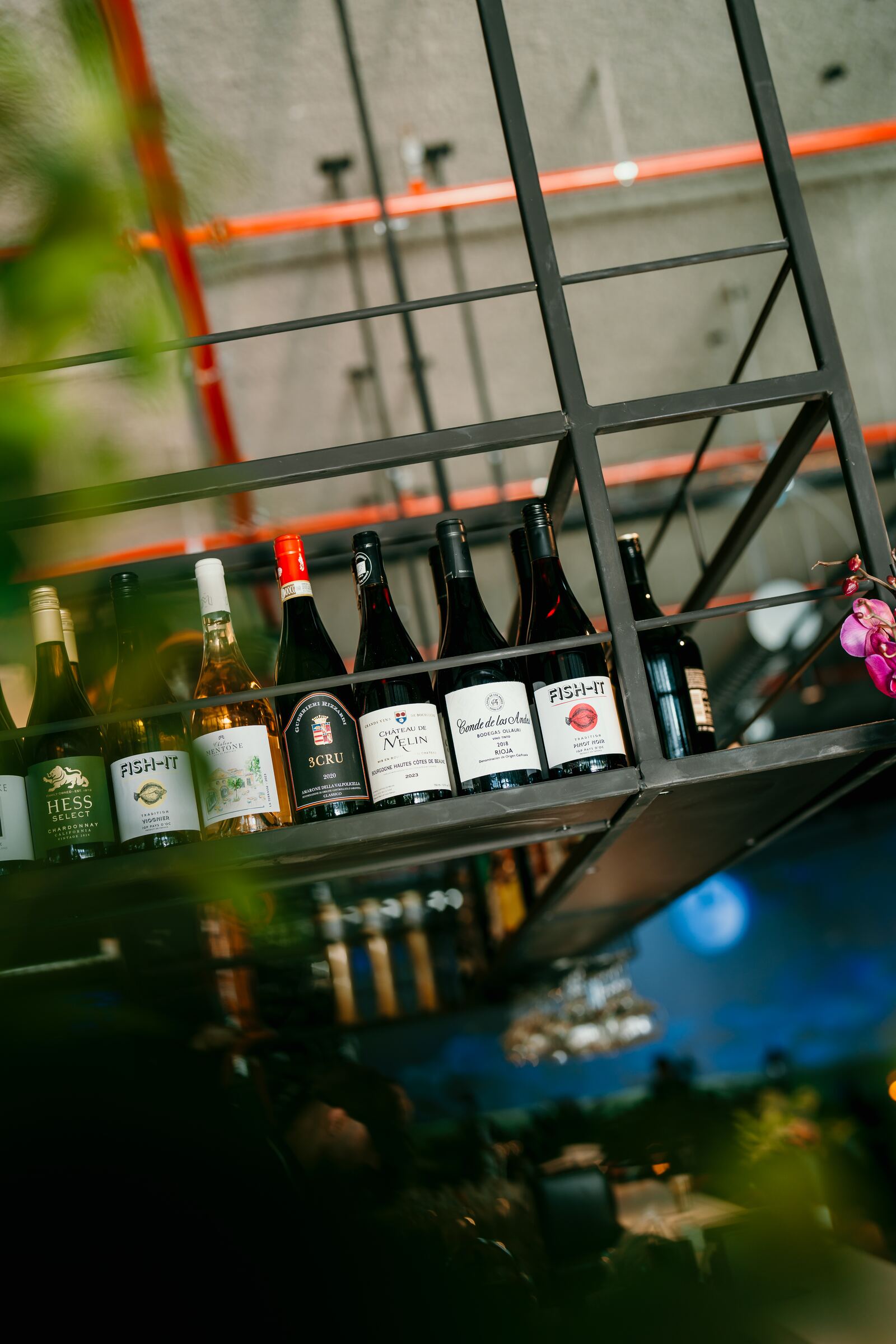 Cocktailservice aan de bar van Anno Asia
